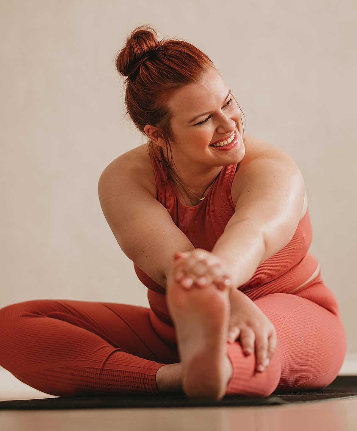 White marble texture with subtle gray veins.