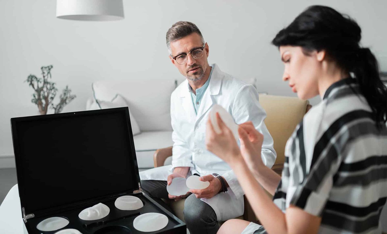 What Should You Expect at Your Consultation for Breast Augmentation?